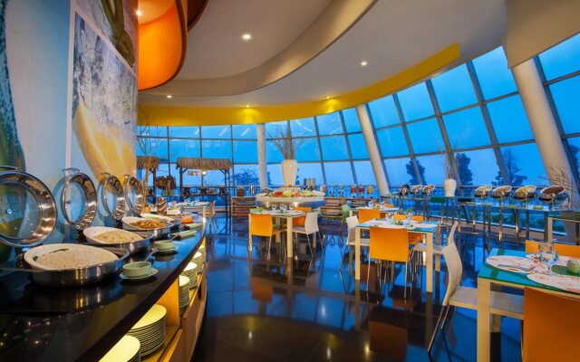 HARRIS Hotel & Conventions Festival Citylink Bandung
