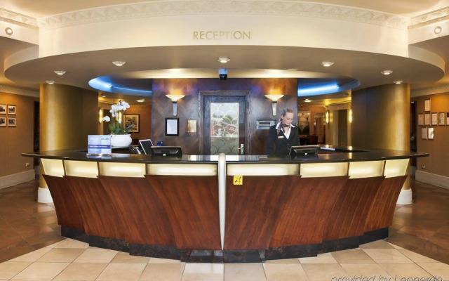 Crowne Plaza Liverpool - John Lennon Airport by IHG
