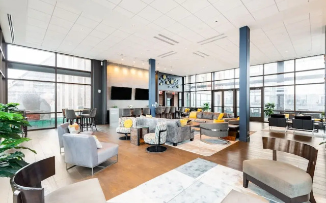 Distinguished Apartment Rooftop Deck