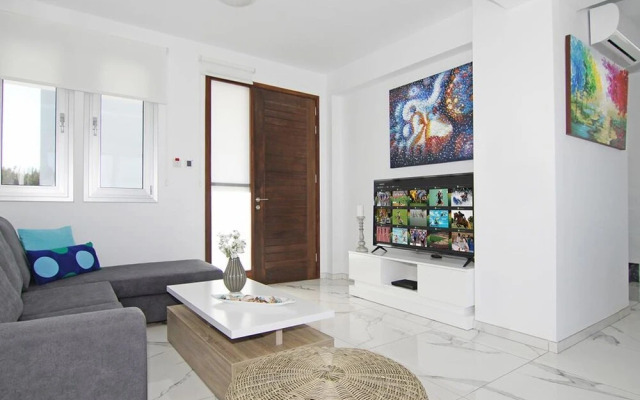 Austin Paralimni in Paralimni