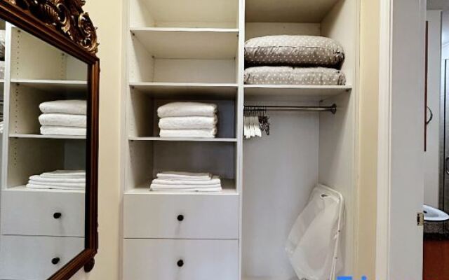 Super Cosy 8B6B in Vancouver heart near to airport