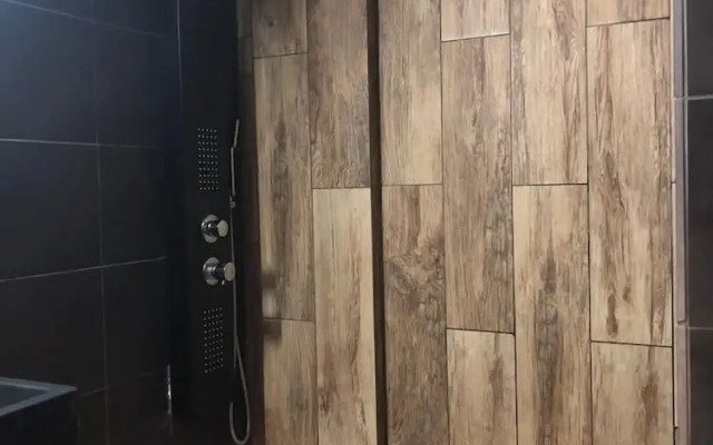 Home Plus Psirri Apartment