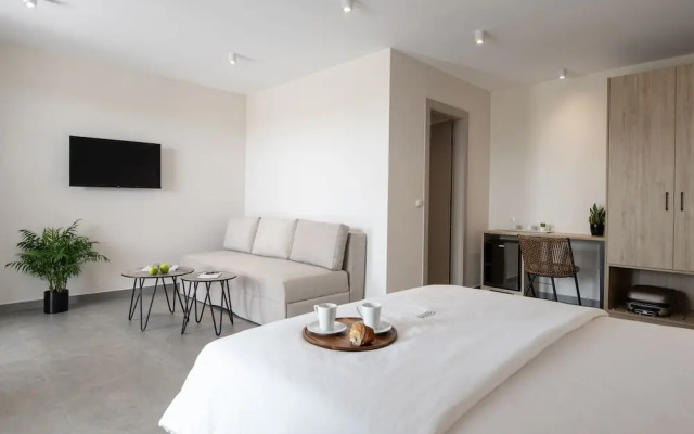Calives Premium Stay