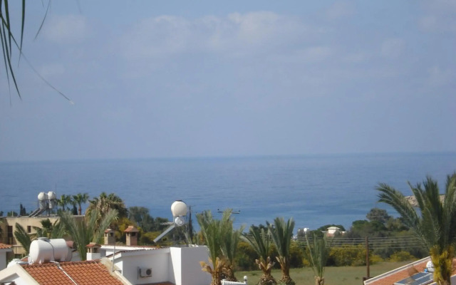 Petsas Apartments & Tavern