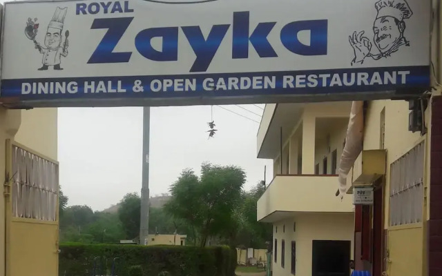 Royal Zayka Hotel & Restaurant