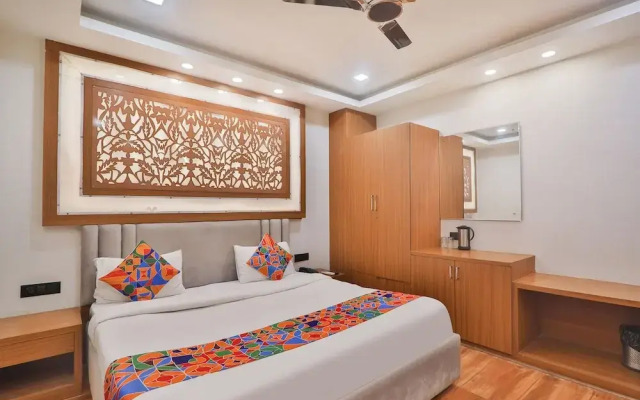Fabhotel Shaurya Inn