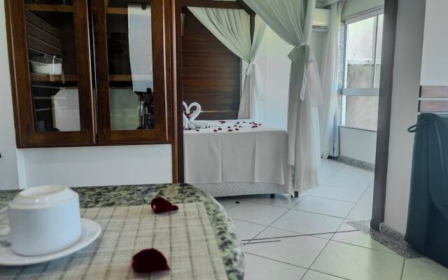 Luxo e Praia Exclusiva para Casal