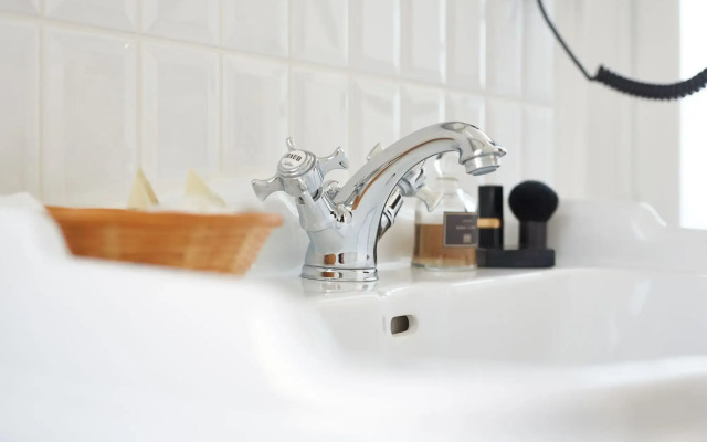 The Originals Boutique, Hôtel La Colonne de Bronze