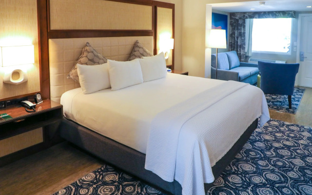 Almond Tree Inn Hotel - Adults Only