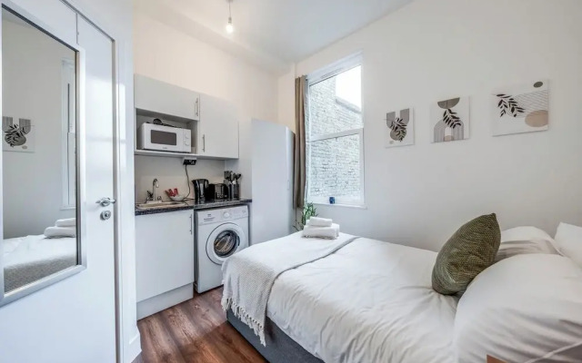 Camberwell High Spec 6-Studio Unit Block