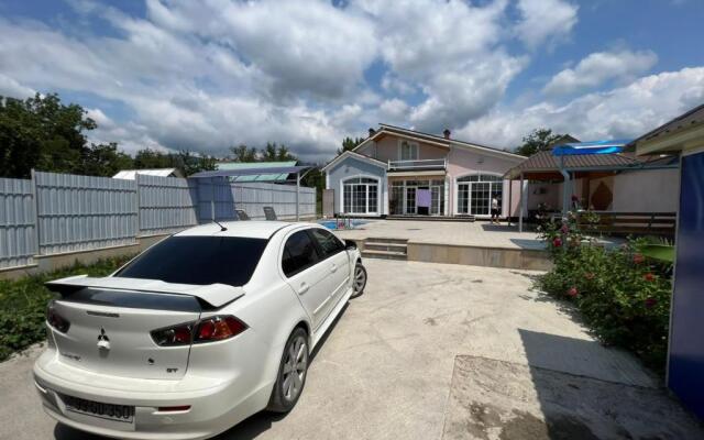Vandam Guest Villa