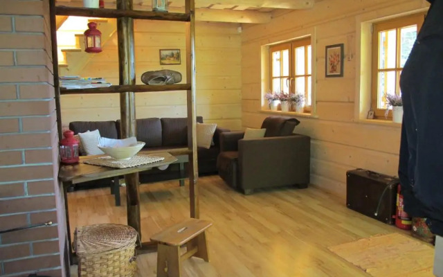 Domek drewniany w górach