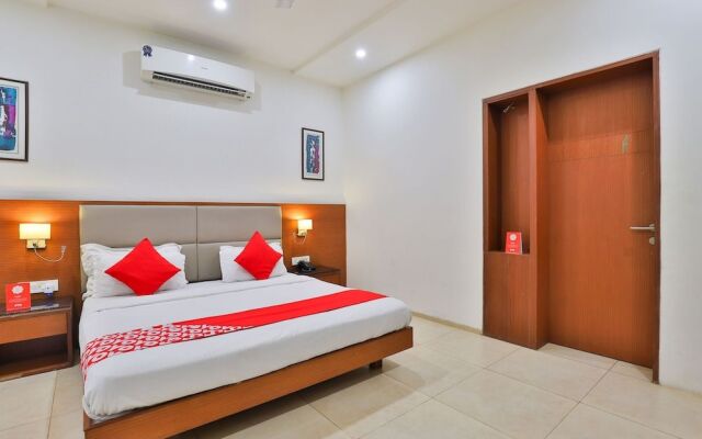 OYO 17283 Greenleaf Club