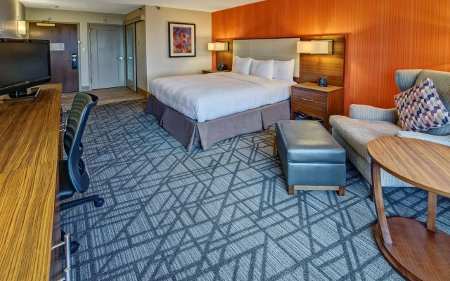 Hilton Knoxville Airport