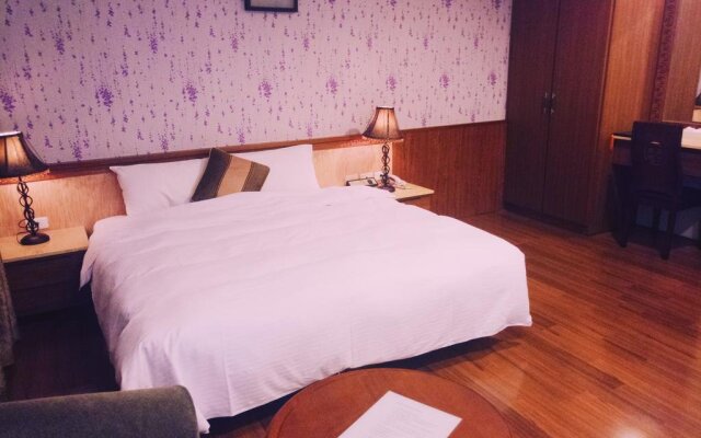 Jade Spring Hot Spring Hotel