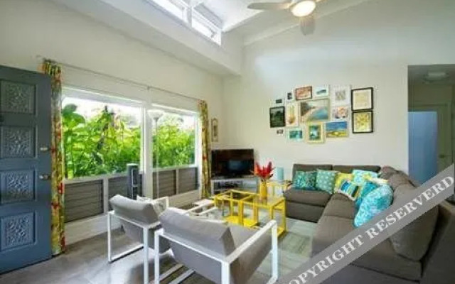 Puamana 18b 3 Bedroom Condo by RedAwning