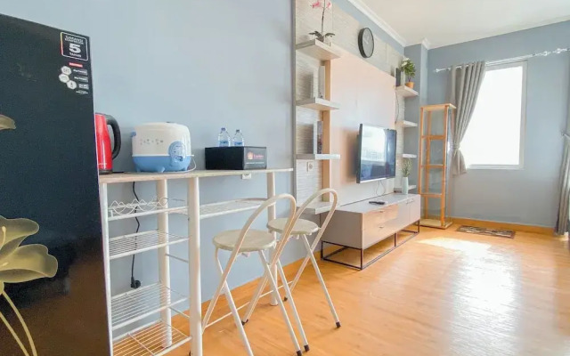 Warm and Cozy Studio at Sentul Tower Apartment