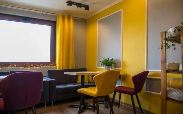 41 Orekhovo 3 Bedroom Apartment near Tsaritsyno Park