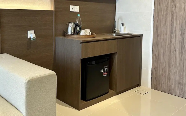 Borneotel The Shore KK by CHG