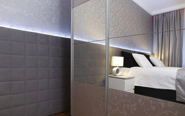 The Queen Luxury Apartments - Villa Cortina