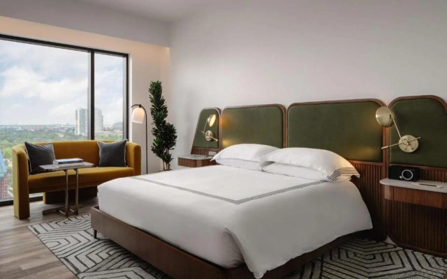 Thompson Houston, by Hyatt