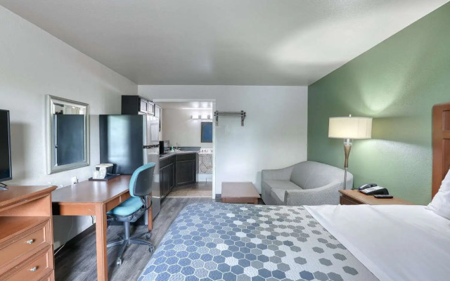 Suburban Studios Neenah-Appleton