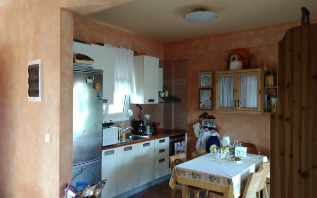Sansen Villa Tripotamos