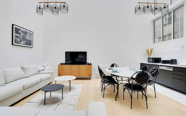 Authentique Apartment - 1br- 2P- Voltaire