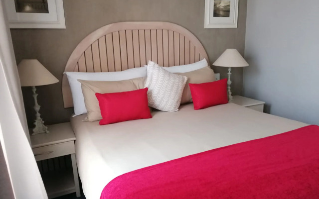 Cape Town Beachfront Apartments At Leisure Bay