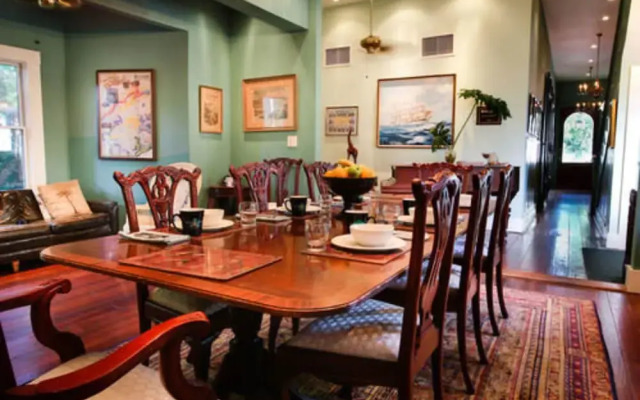 Green House Inn