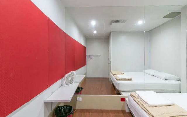 The Rooftop Residence Hostel