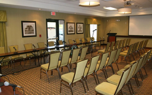 Hampton Inn Crossville