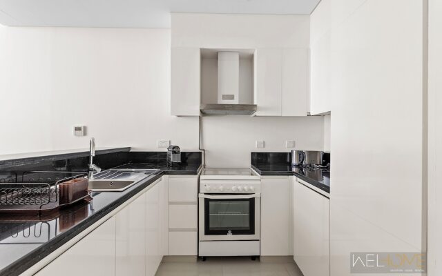 WelHome - Charming Breathtaking 1BR Apt. In Damac Hills