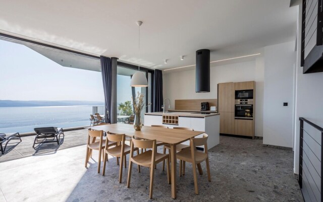 Beautiful Home in Brela With Outdoor Swimming Pool, Wifi and 3 Bedrooms