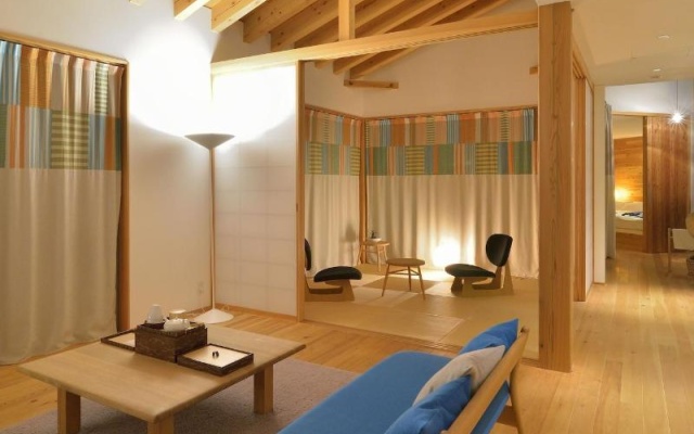 AQUA x IGNIS – Hotel Rooms – Komono