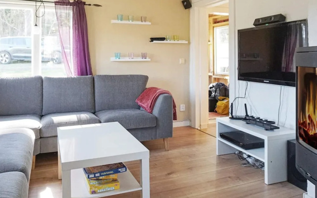 4 Person Holiday Home in Fjallbacka-by Traum