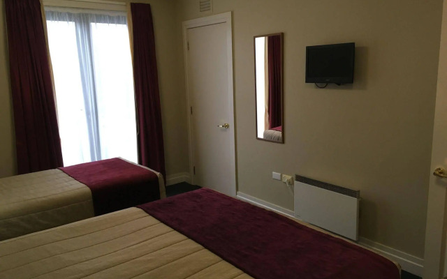 Motel on York