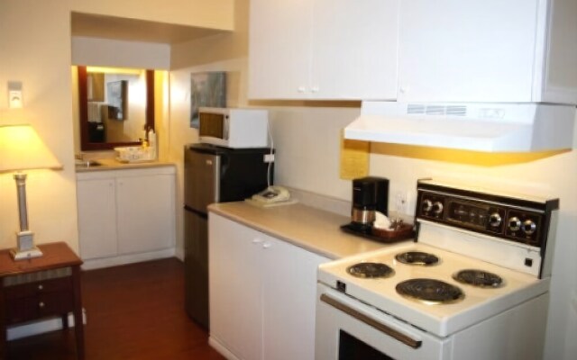 Revelstoke Gateway Inn