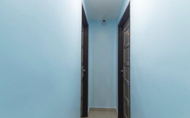 OYO 90296 Red Orange Hotel Port Klang
