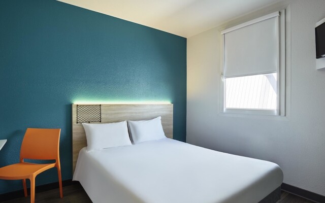 hotelF1 Paris Saint-Denis Universite