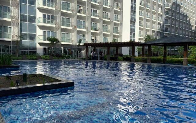 Modern and Cozy Studio near Airport Terminal 3