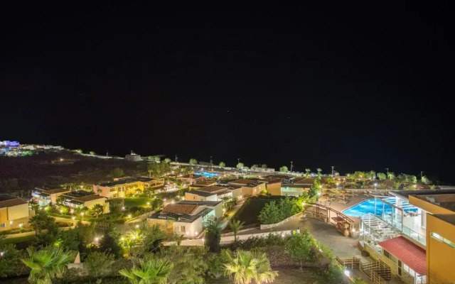 Grand Blue Beach Hotel