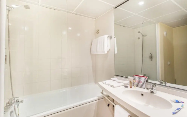 Suite Home - Canal Suites(Paris La Villette)
