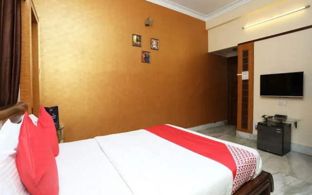 OYO 16495 Kolkata Inn