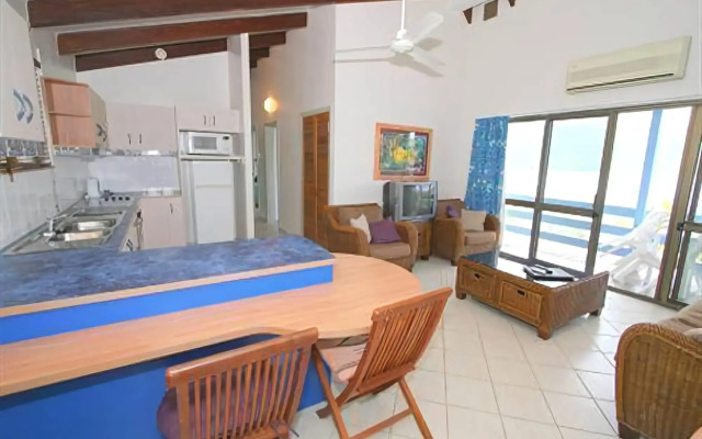 Coral Point Lodge