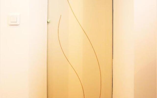 Appart Chill & Free - Proche Centre Valenciennes - Parking Gratuit