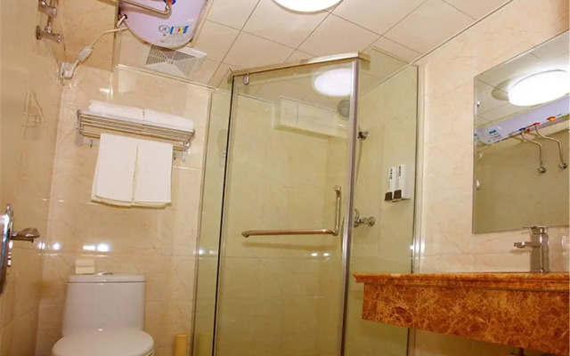 Northeast Pearl Hotel (Dalian Ansheng branch)