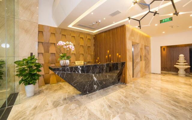 Clivia Hotel And Suite