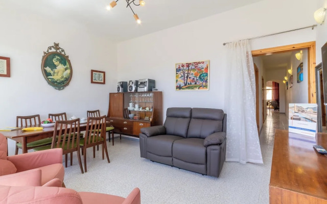 Modern Seaview Apart In Marsalforn Gozo