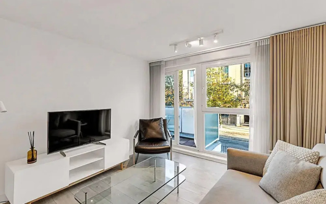 City Relay Urban Charm Chelsea Apartment